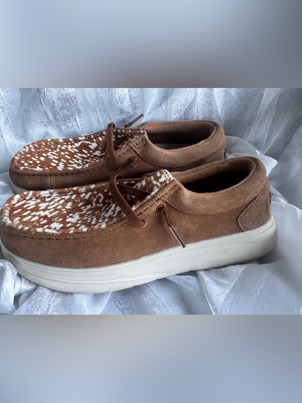 Hey Dude Wendy Comf Luxe Shoes Women’s 9 39 Tan Cow Animal Print Slip On Comfort